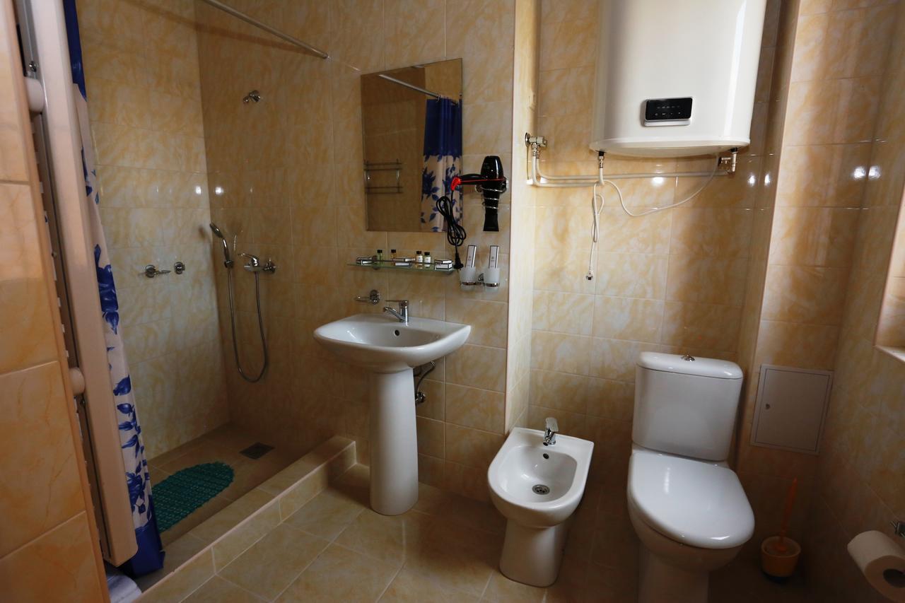 Hotel Acra Sukhumi Eksteriør bilde