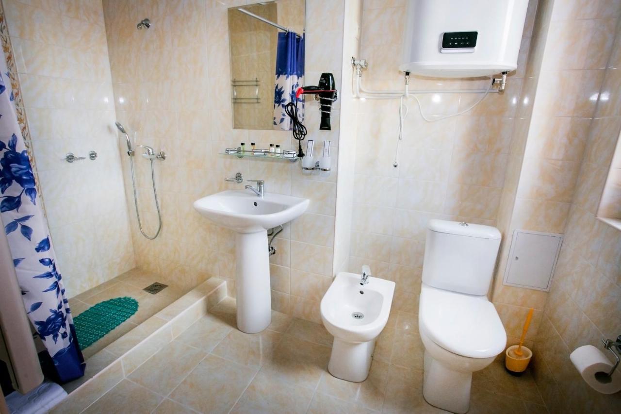 Hotel Acra Sukhumi Eksteriør bilde