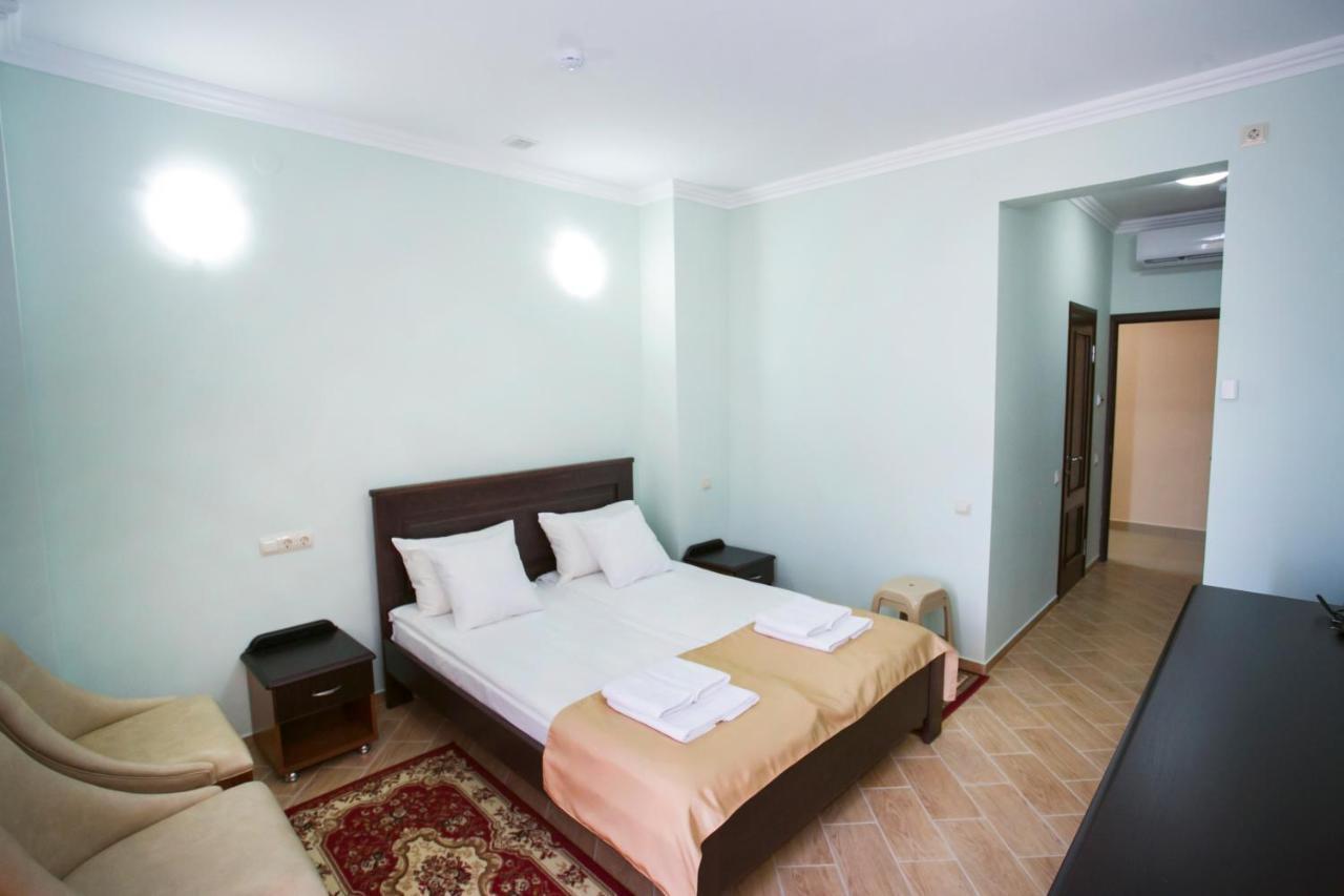 Hotel Acra Sukhumi Eksteriør bilde